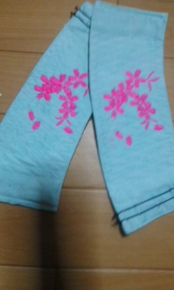 画像1: 鳶かせやま「ぼかし」ミントグリーン：刺繍入りピンク桜